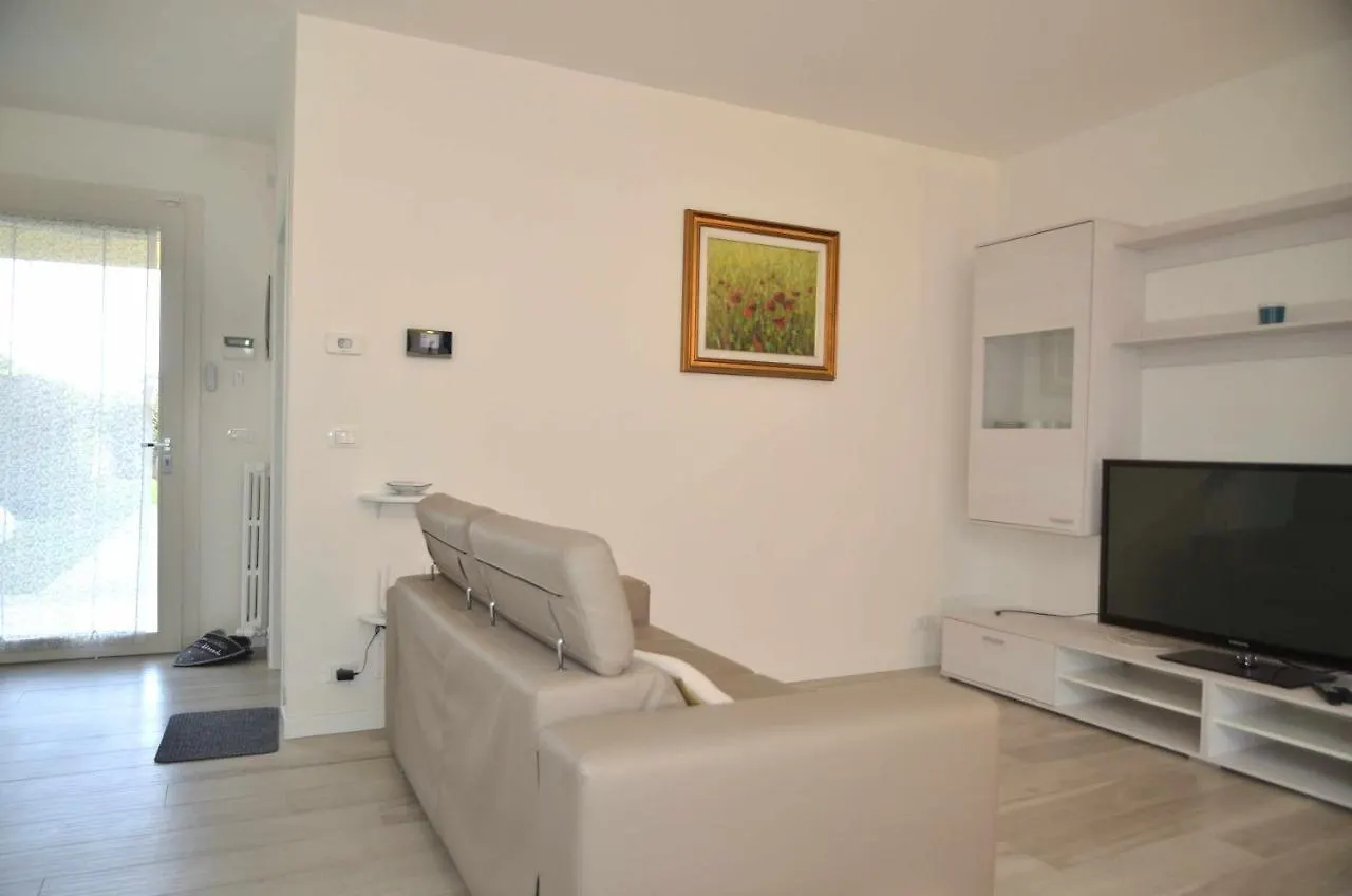 Da Nonna Antonia Apt Close To Venice 马尔泰拉戈 0*,